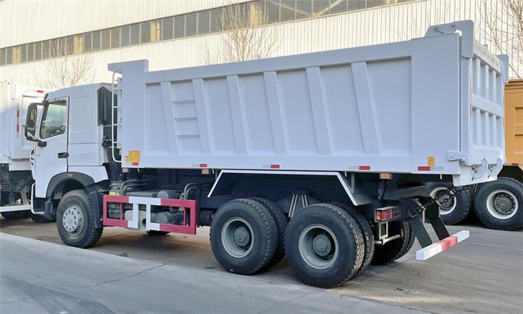 Howo A7 Sinotruk 371 Dumper Truck for Sale in Kenya
