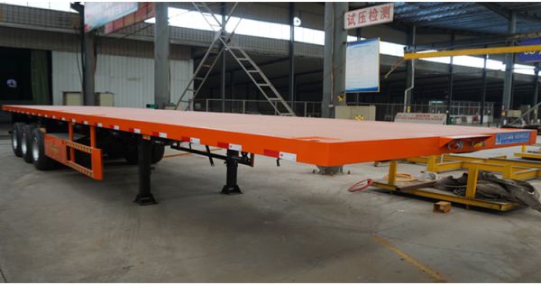 Flatbed trailer for 20ft/40ft container and cargo