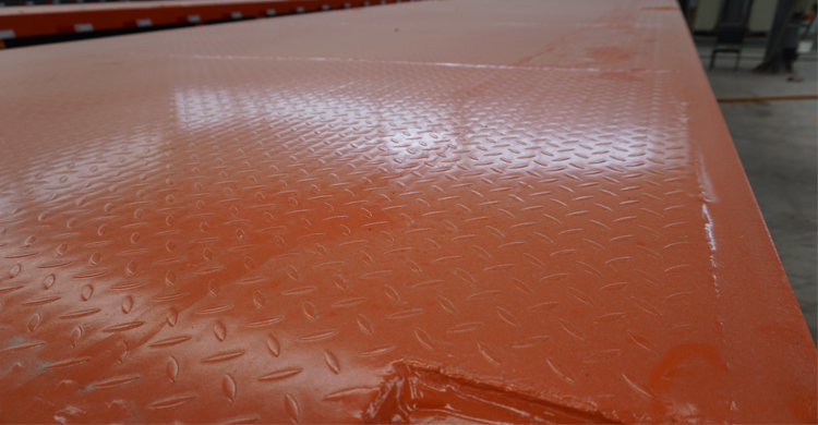 flatbed trailer floor plate