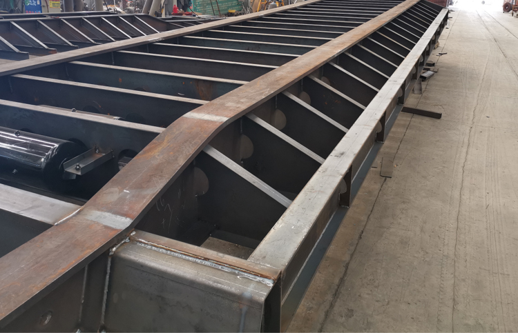 low bed trailer