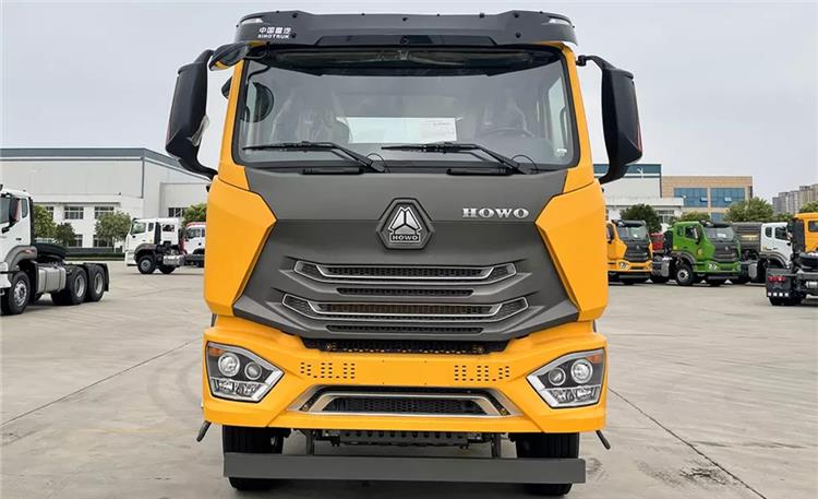 Howo New Model Truck Head 6x4 for Sale In Lagos