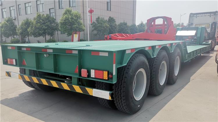 Tri Axle Detachable Gooseneck Trailer for Sale In Guyana