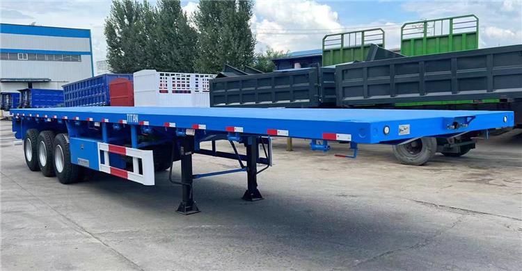 40 ft Triple Axle Trailer for Sale In Jamaica