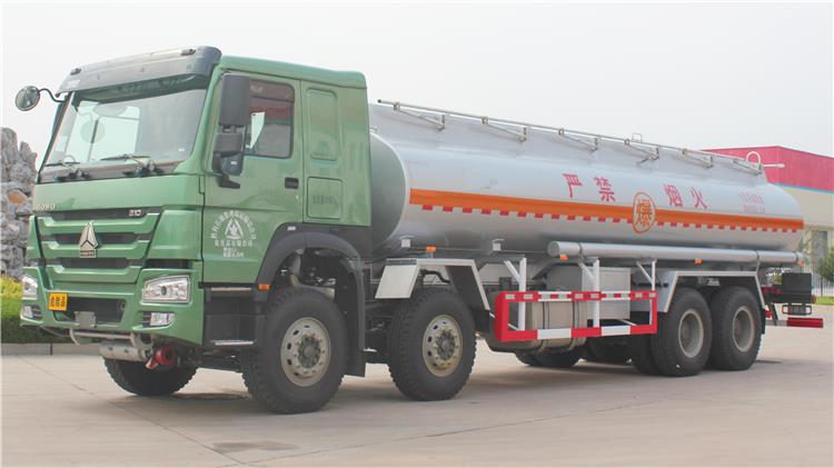 Howo SinoTruck 8x4 Diesel Tanker Truck Price Near Me