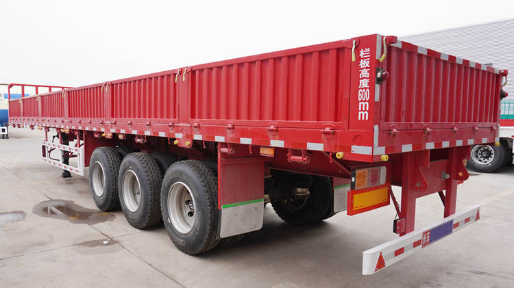 Tri Axle 40 Ton Stake Livestock Semi Trailer for Sale In Ghana - TITAN VEHICLE