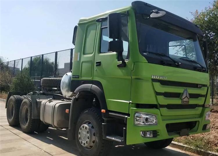 Howo 371HP Horse Tractor Truck 10 Wheel 6x4 for Sale In Sudan