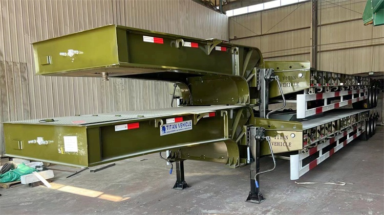 Tri Axle 60 Ton Low Bed Truck Trailer for Sale - Howo Sinotruk