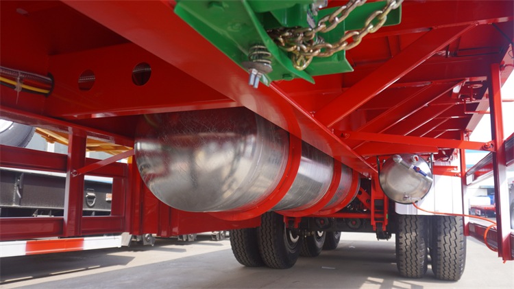 Tri Axle 13m 40 ft Flatbed Semi Trailer for Sale In Zimbabwe, Harare