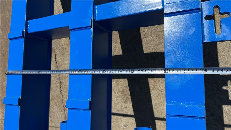 Low Bed Trailer 80 Tons for Sale Transport to Excavator