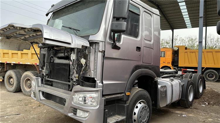 Second Hand Howo 380 Truck Tractor for Sale In Congo