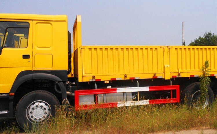 Used 6x4 Sinotruk Howo Side Wall Cargo Truck for Sale