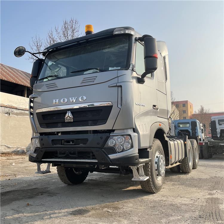Howo T7H 430 Head Tractor Trucks